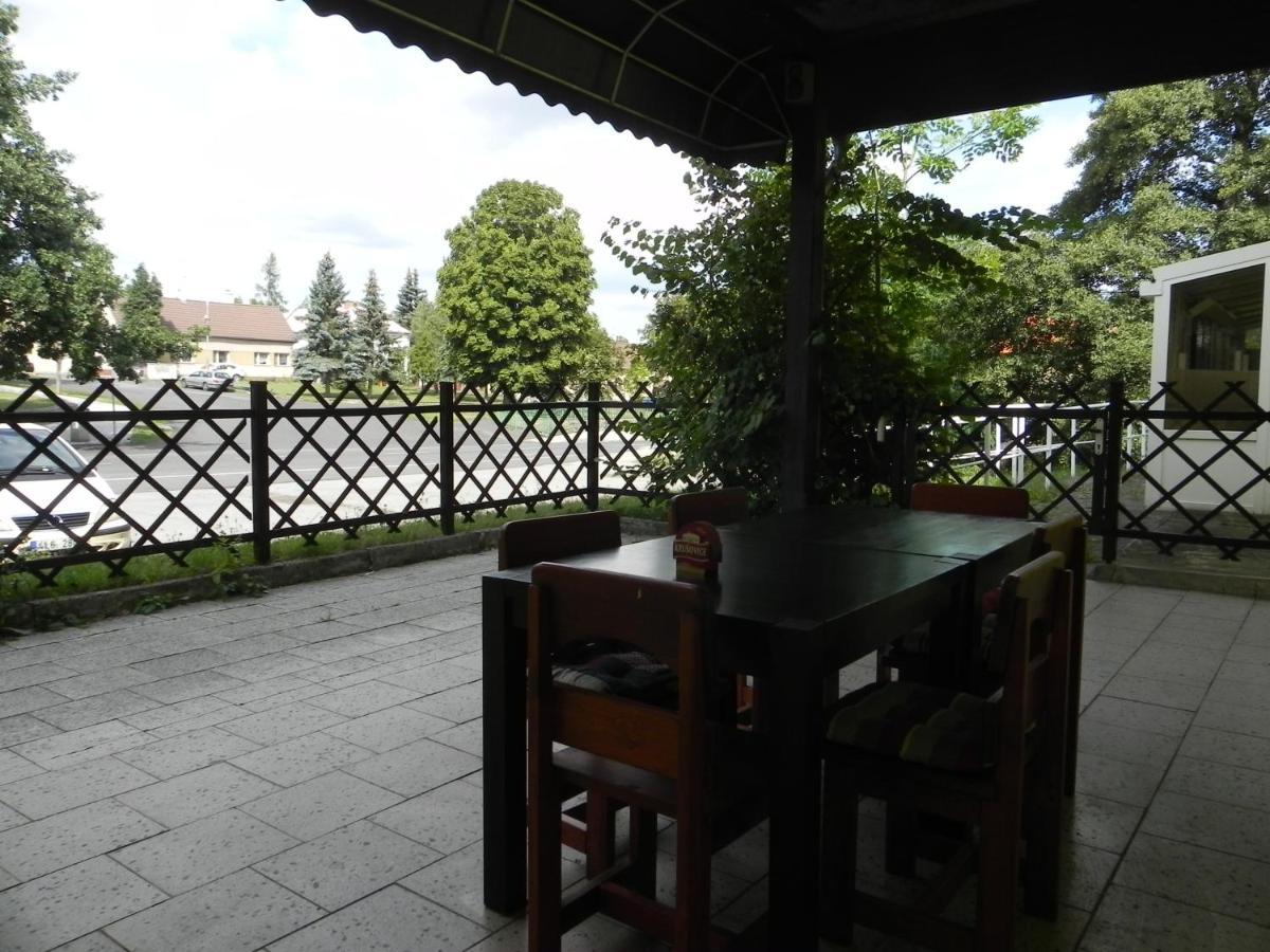 Penzion Krásný Dvůr Krasny Dvur Exterior foto