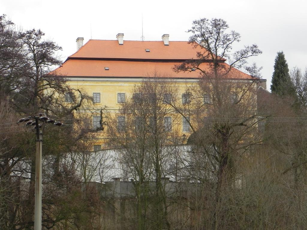 Penzion Krásný Dvůr Krasny Dvur Exterior foto