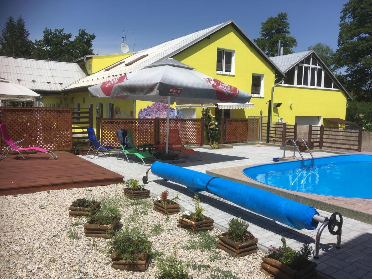 Penzion Krásný Dvůr Krasny Dvur Exterior foto